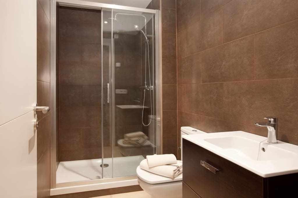 Apart Centrico Con Terraza En Gracia Barcelona Exteriör bild